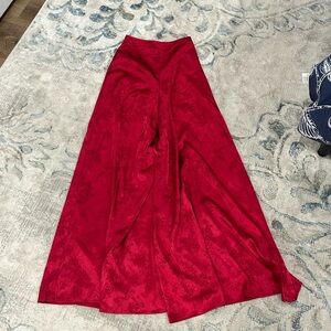 Lulu’s High-Waisted Pants